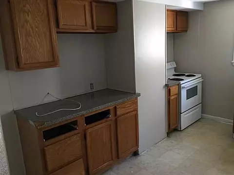 35 Steele Ave, Warwick, RI 02889 photo 7