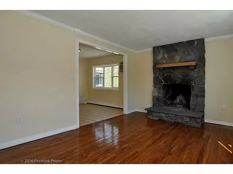 108 Achille St, Woonsocket, RI 02895 photo 8