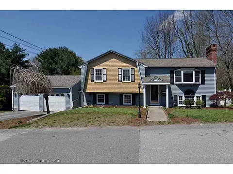 108 Achille St, Woonsocket, RI 02895 photo 2