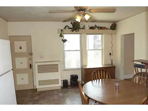 30 Dewey St, Woonsocket, RI 02895 photo 4