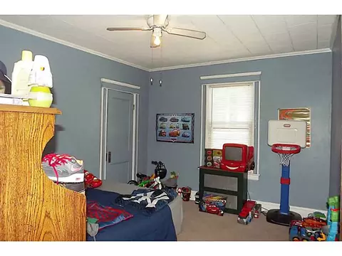30 Dewey St, Woonsocket, RI 02895 photo 9
