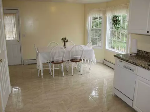 101 Pilgrim Ave, Coventry, RI 02816 photo 9