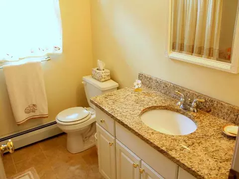 101 Pilgrim Ave, Coventry, RI 02816 photo 18