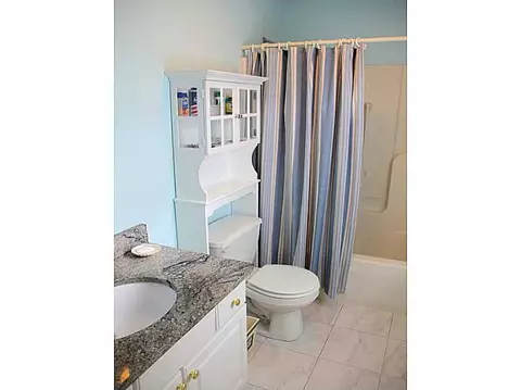 101 Pilgrim Ave, Coventry, RI 02816 photo 17