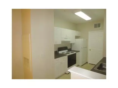 90 Mill St #204, Woonsocket, RI 02895 photo 6