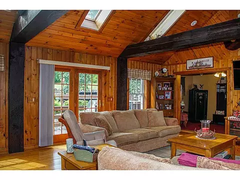 314 Bertenshaw Rd, Woonsocket, RI 02895 photo 6