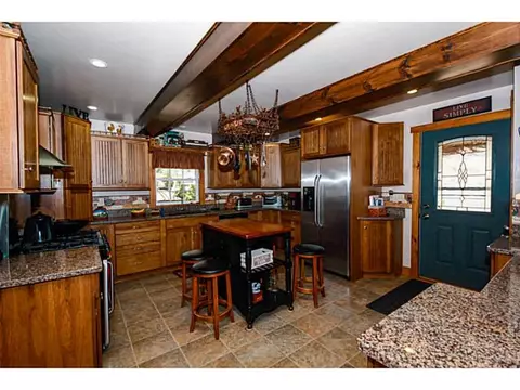 314 Bertenshaw Rd, Woonsocket, RI 02895 photo 3