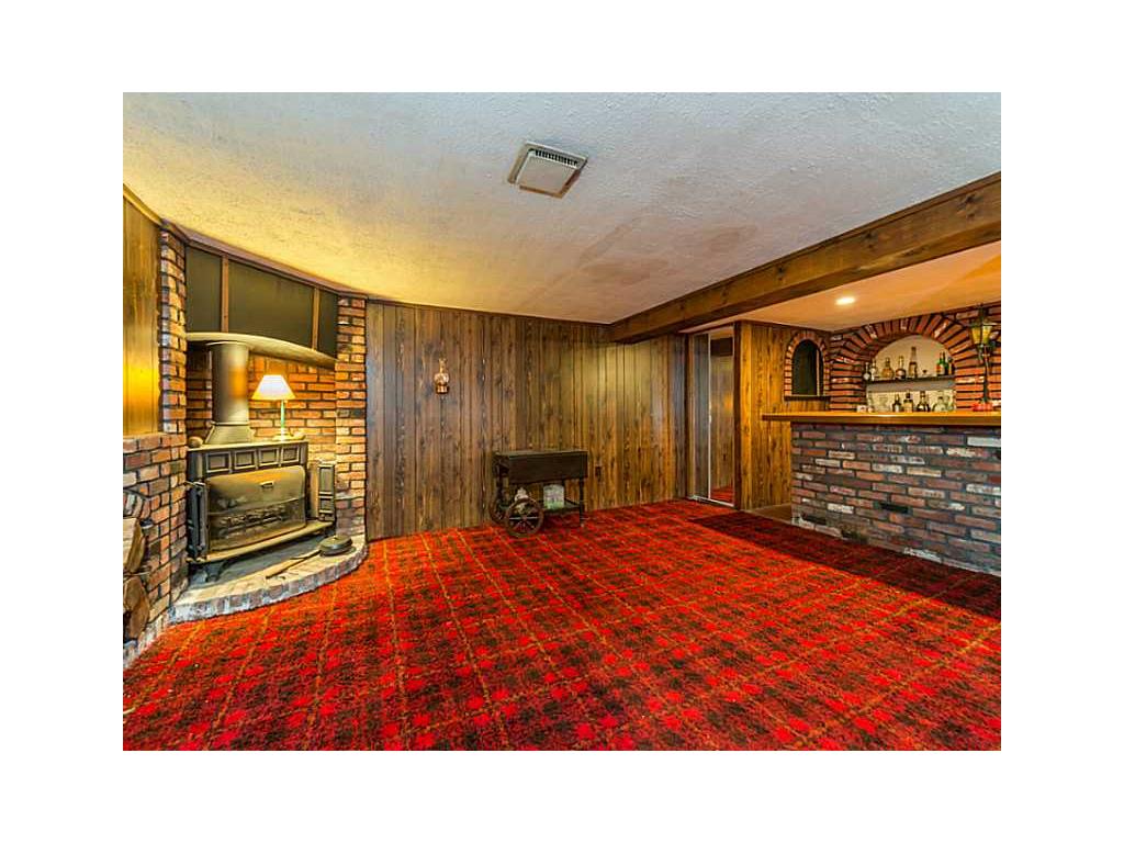 370 Dunlap St, Woonsocket, RI 02895 photo 22