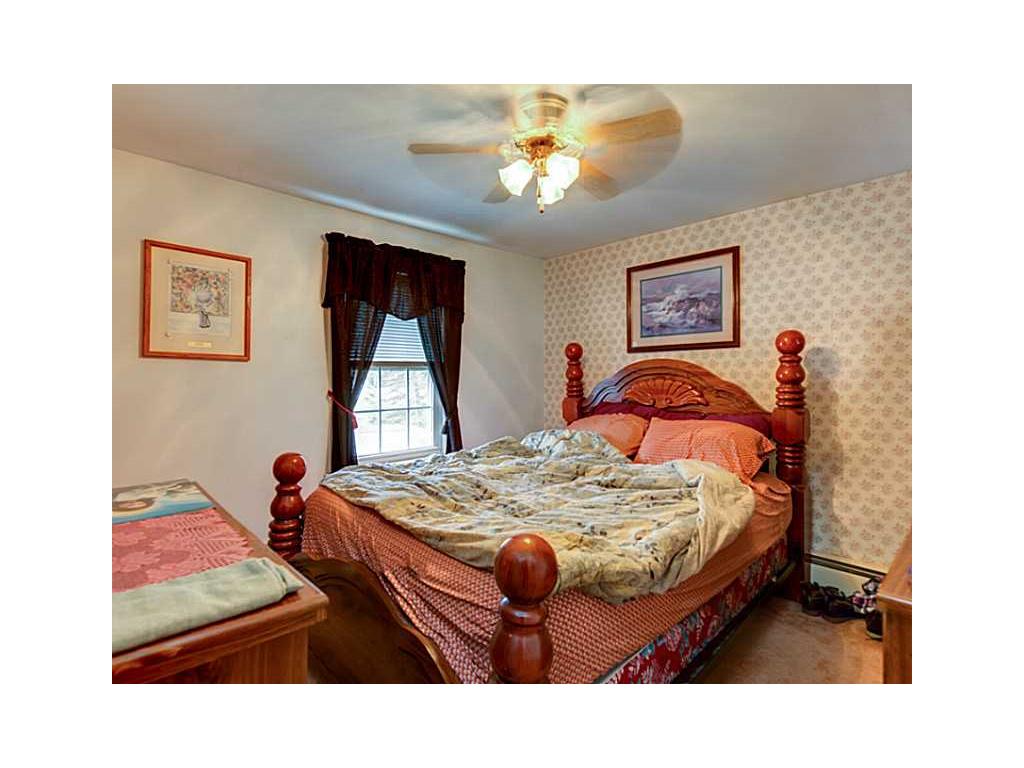 370 Dunlap St, Woonsocket, RI 02895 photo 14
