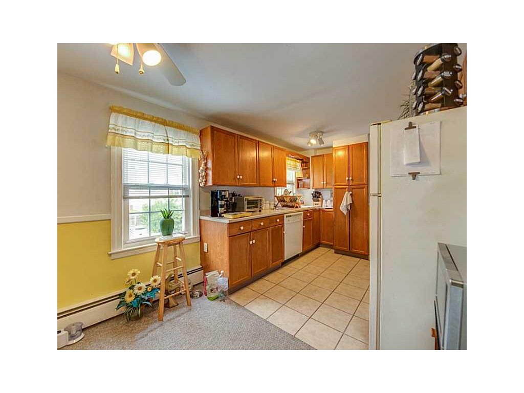 370 Dunlap St, Woonsocket, RI 02895 photo 12