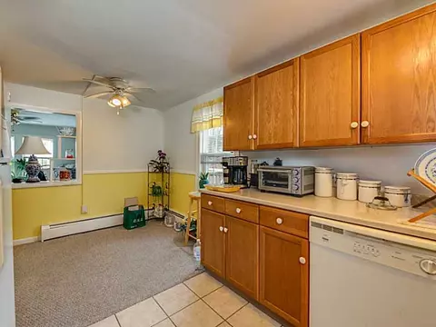 370 Dunlap St, Woonsocket, RI 02895 photo 13