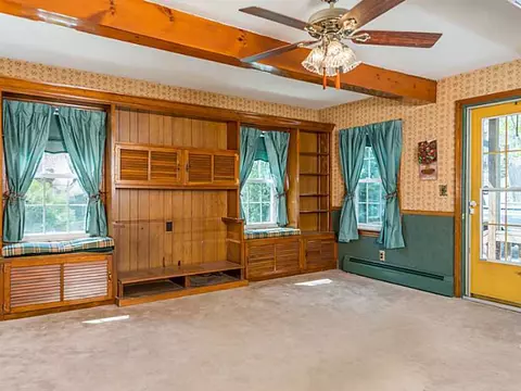 370 Dunlap St, Woonsocket, RI 02895 photo 9