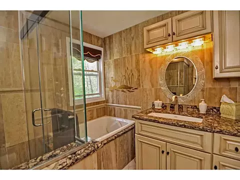 82 Corrie Ln, Burrillville, RI 02830 photo 25