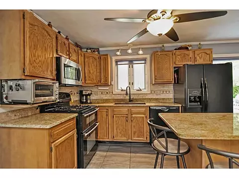 82 Corrie Ln, Burrillville, RI 02830 photo 12