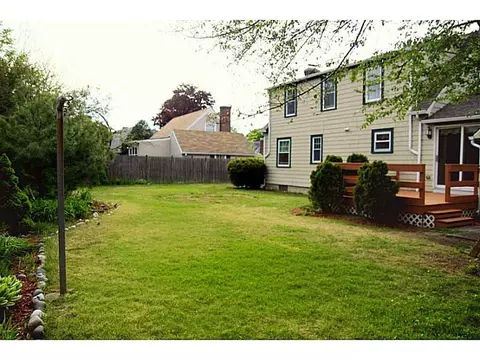131 Harmony Ct, Warwick, RI 02889 photo 16