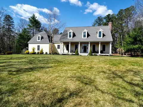 11 Estate Dr, Exeter, RI 02822 photo 2