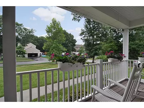 28 Arbor Dr, Coventry, RI 02816 photo 2