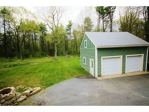 504 Douglas Hook Rd, Glocester, RI 02814 photo 5
