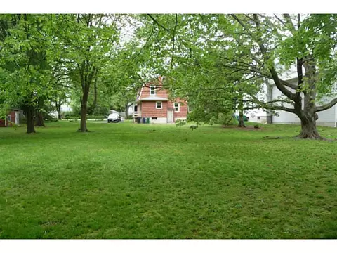 26 North St, Warwick, RI 02886 photo 6