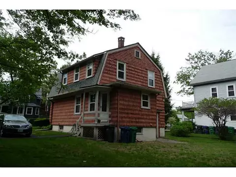 26 North St, Warwick, RI 02886 photo 4
