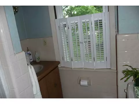 26 North St, Warwick, RI 02886 photo 19