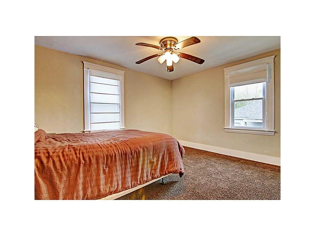 363 Dunlap St, Woonsocket, RI 02895 photo 16