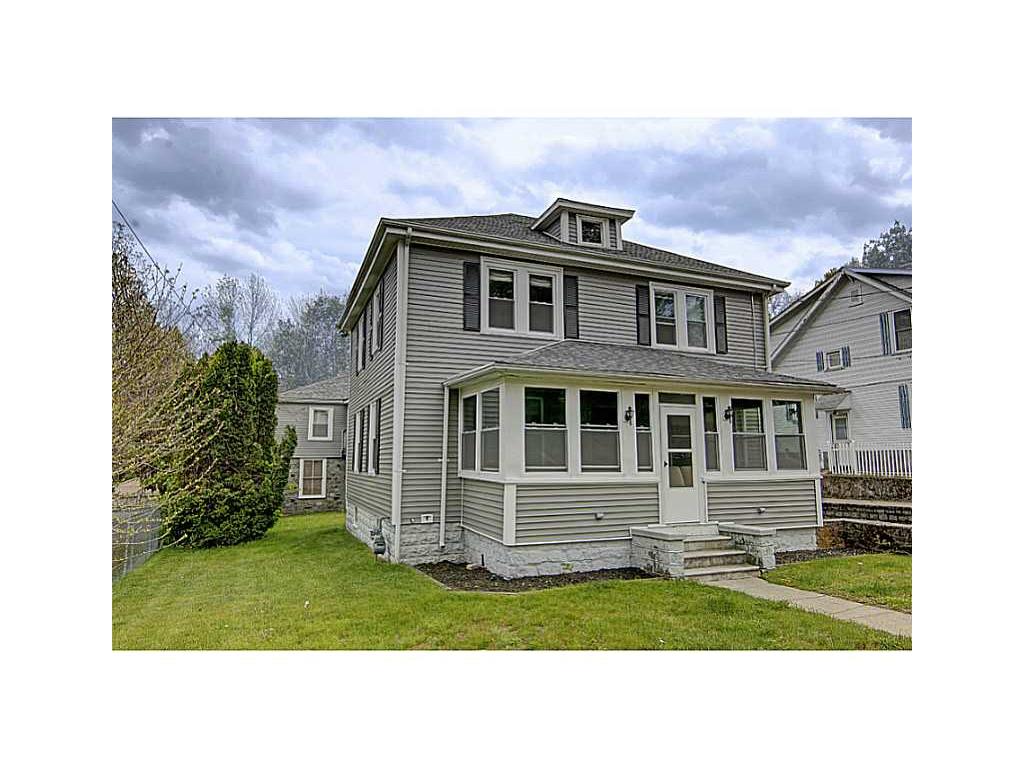 363 Dunlap St, Woonsocket, RI 02895 photo 1