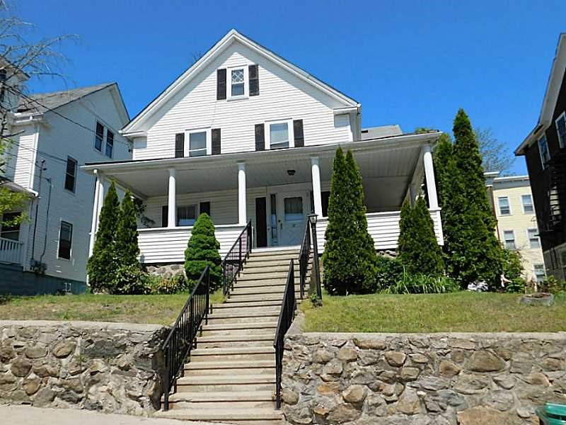 17 Cold Spring Pl, Woonsocket, RI 02895 photo 1