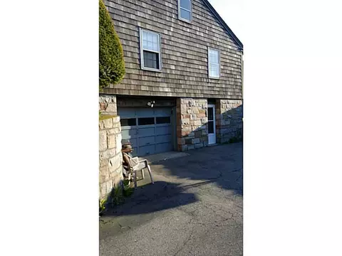 82 Tower St, Westerly, RI 02891 photo 3