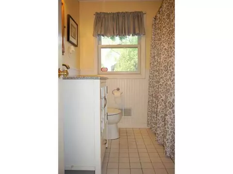 75 Hardwick St, Warwick, RI 02889 photo 19