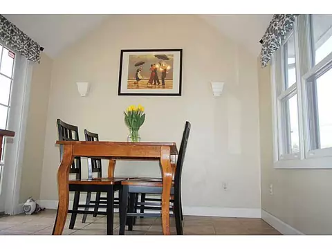 75 Hardwick St, Warwick, RI 02889 photo 13
