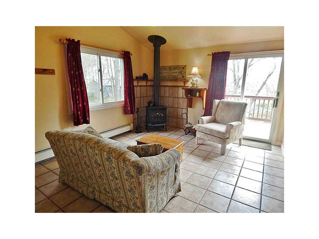 9 Brookview Ct, Westerly, RI 02891 photo 6