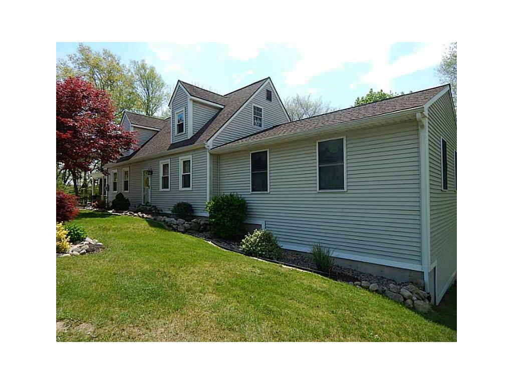 9 Brookview Ct, Westerly, RI 02891 photo 1