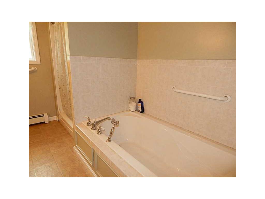 9 Brookview Ct, Westerly, RI 02891 photo 14