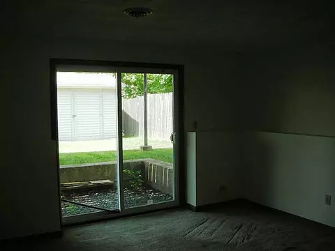55 Grimshaw Pl, Warwick, RI 02889 photo 14