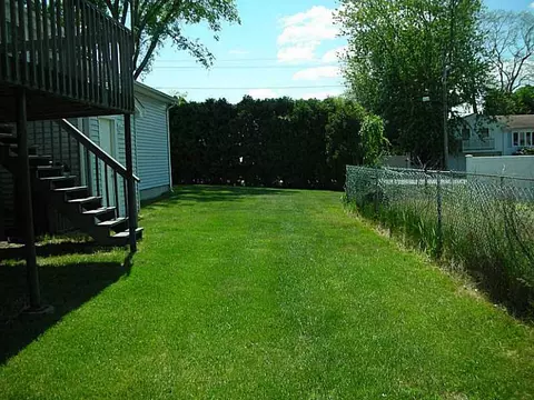55 Grimshaw Pl, Warwick, RI 02889 photo 22