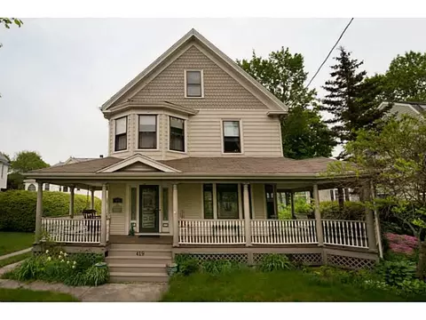 419 Prospect St, Woonsocket, RI 02895 photo 1