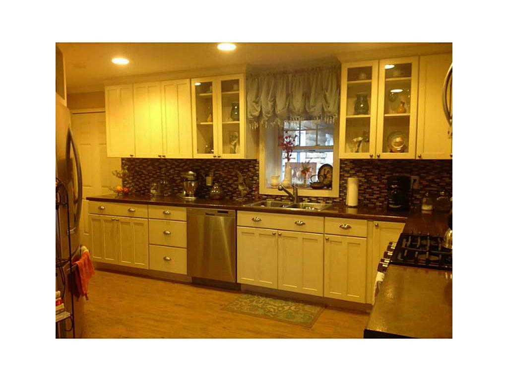 39 Glen Rock Rd, Exeter, RI 02822 photo 4