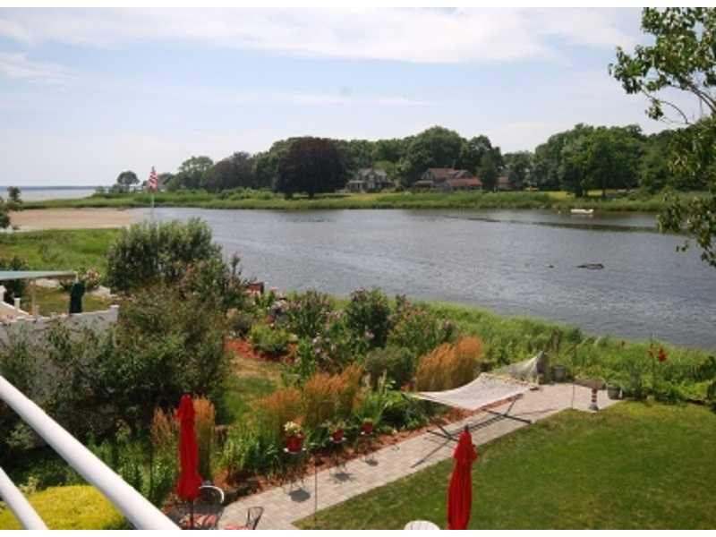 98 Old Mill Blvd, Warwick, RI 02889 photo 1