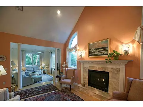84 Uzzi Ave, Westerly, RI 02891 photo 4