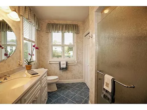 84 Uzzi Ave, Westerly, RI 02891 photo 16
