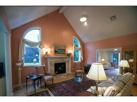 84 Uzzi Ave, Westerly, RI 02891 photo 3