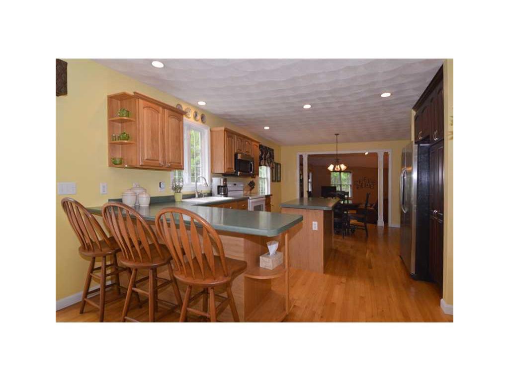 29 Alberta St, Hope, RI 02831 photo 7