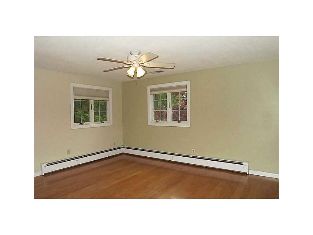40 Killdeer Island Rd, Webster, MA 01570 photo 10