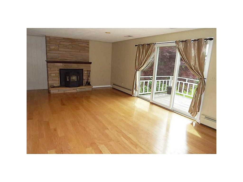 40 Killdeer Island Rd, Webster, MA 01570 photo 6