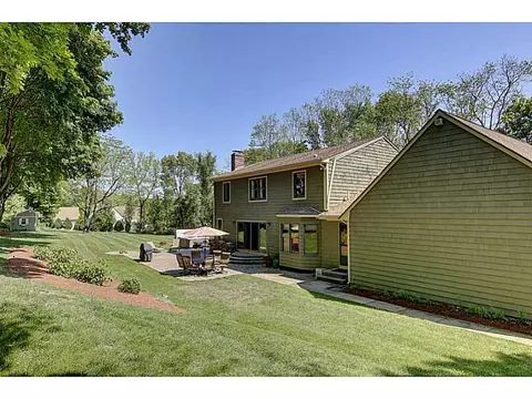4 Hillside Rd, Cumberland, RI 02864 photo 22