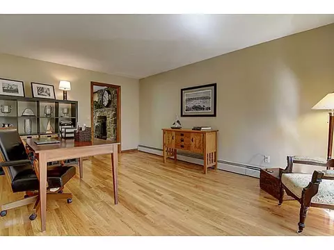4 Hillside Rd, Cumberland, RI 02864 photo 4