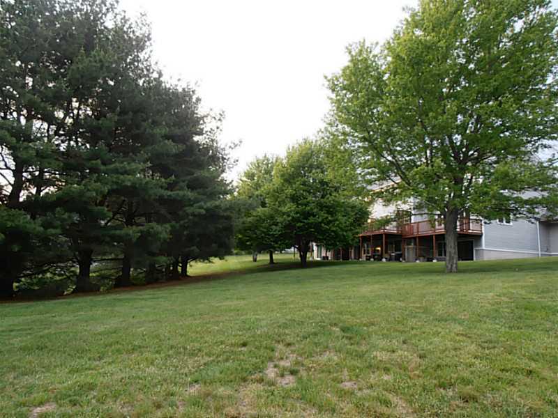 502 Brookhaven Ln, Woonsocket, RI 02895 photo 12