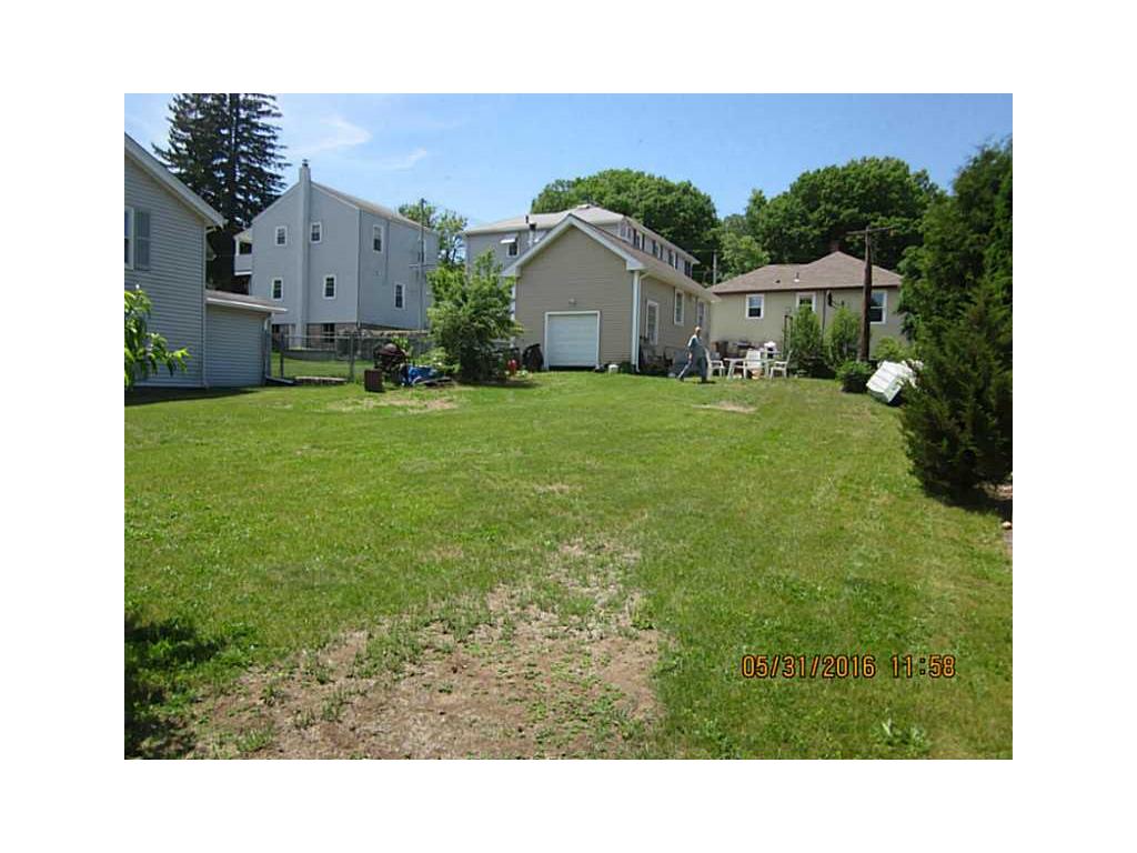 226 Joffre Ave, Woonsocket, RI 02895 photo 19