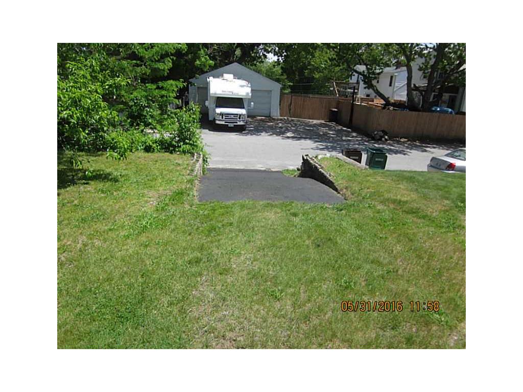 226 Joffre Ave, Woonsocket, RI 02895 photo 18